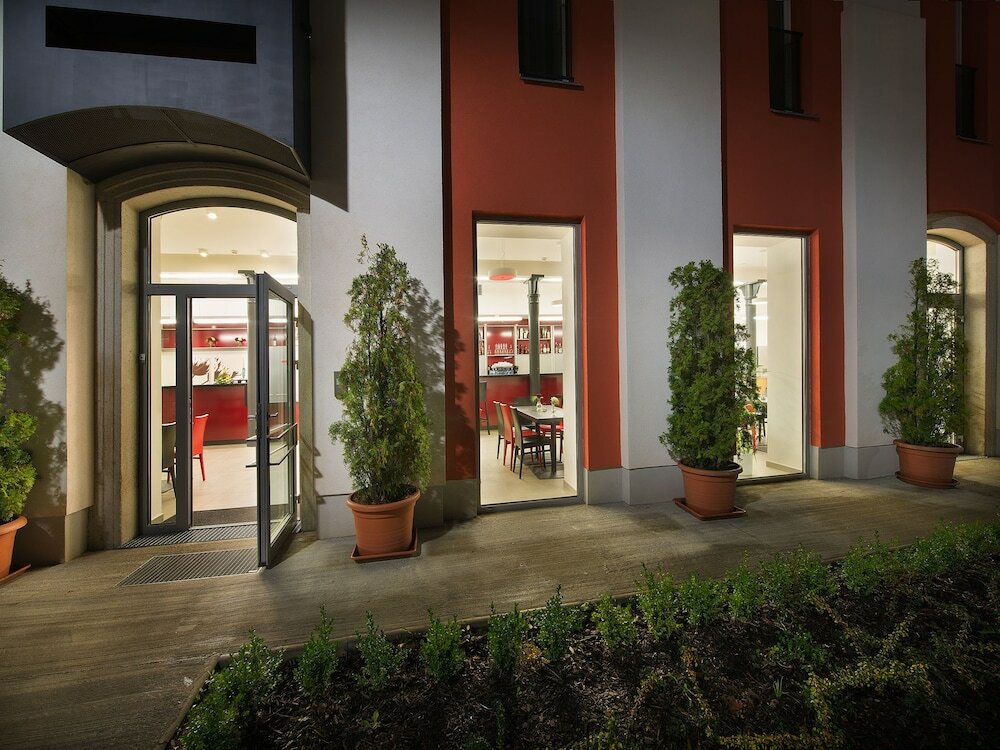 Фото отеля 3