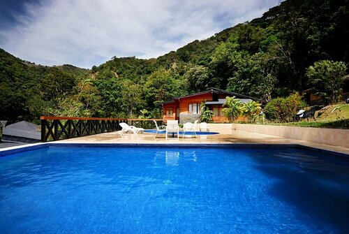Гостиница Casa Grande Bambito Resort в Бокас-дель-Торо