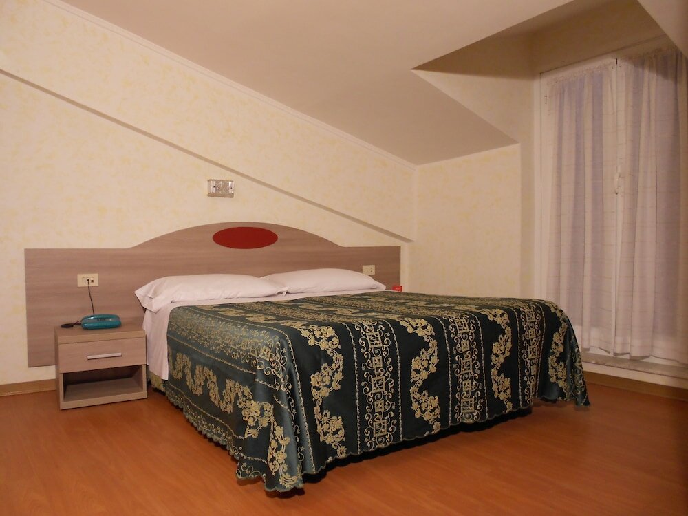 Фото Hotel Concorde