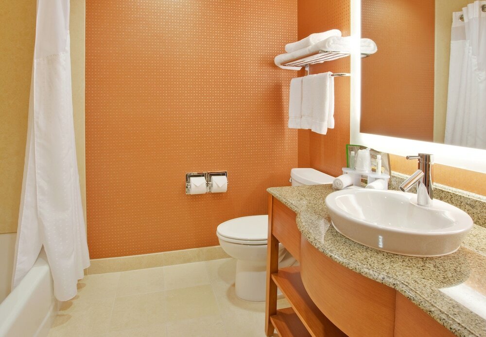 Фото Holiday Inn Express Hotel & Suites Santa Cruz, an Ihg Hotel