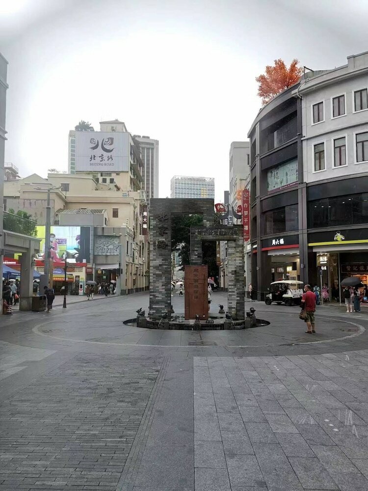 Фото Kaiserdom Hotel