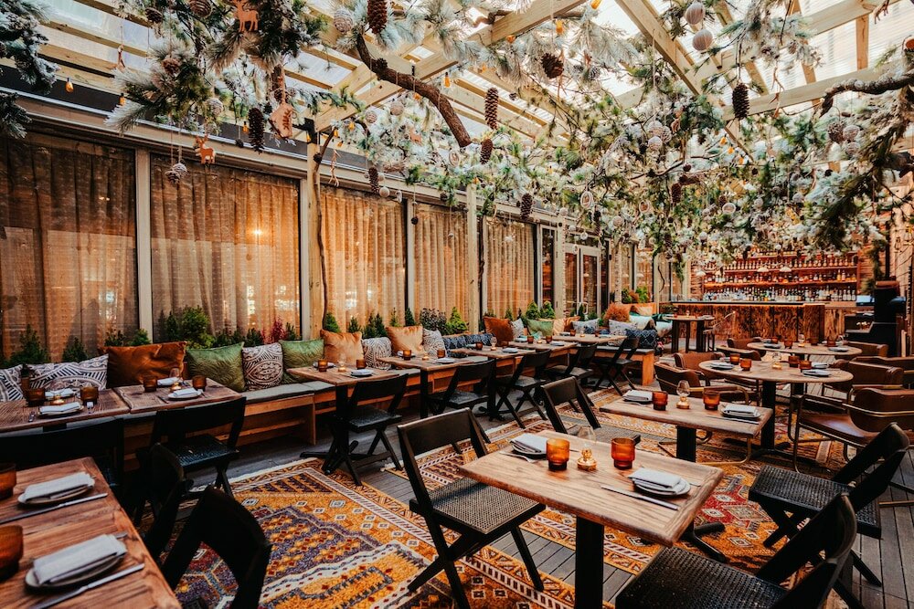 Фото Yours Truly Dc