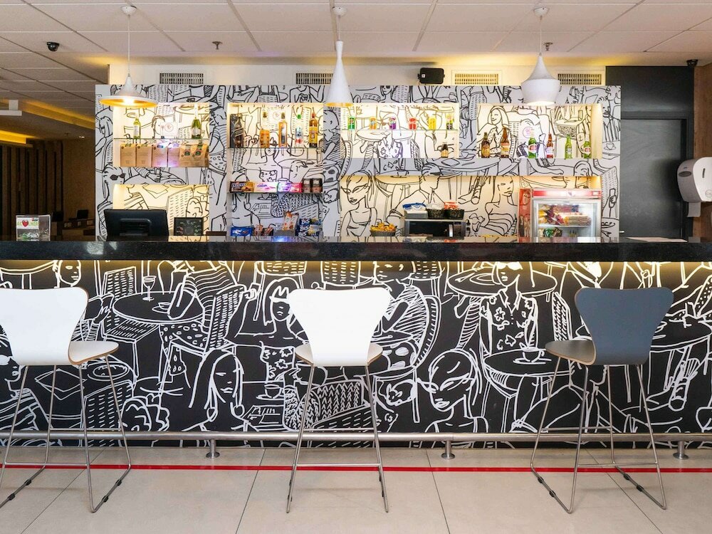 Фото Ibis Santos Valongo