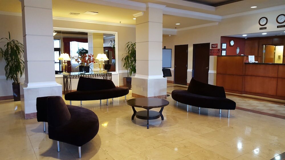 Фото Ramada Plaza by Wyndham Atlanta Airport