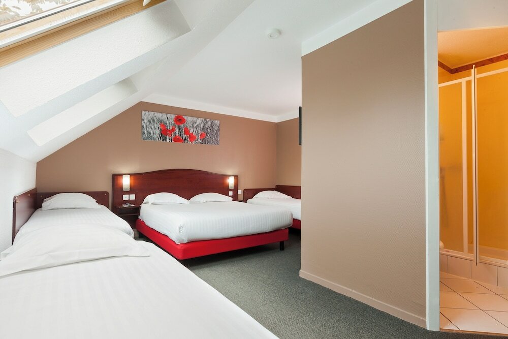 Фото Hotel The Originals Arras