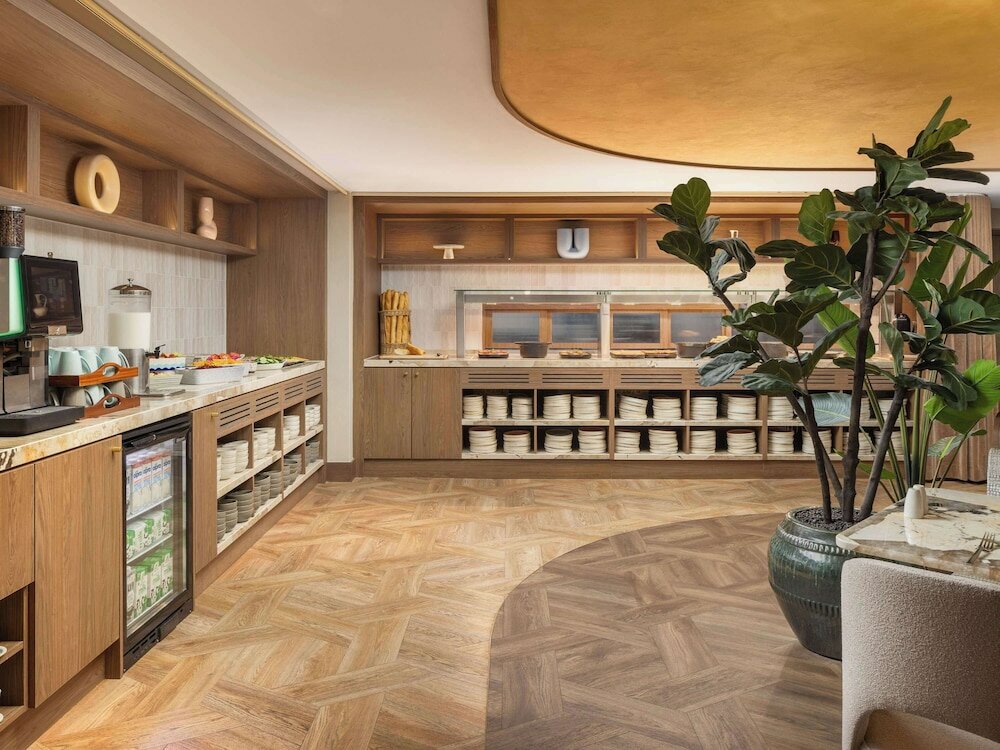 Фото Mercure London Earls Court