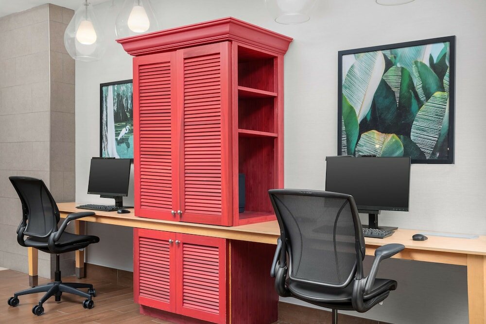 Фото Home2 Suites by Hilton Tallahassee State Capitol