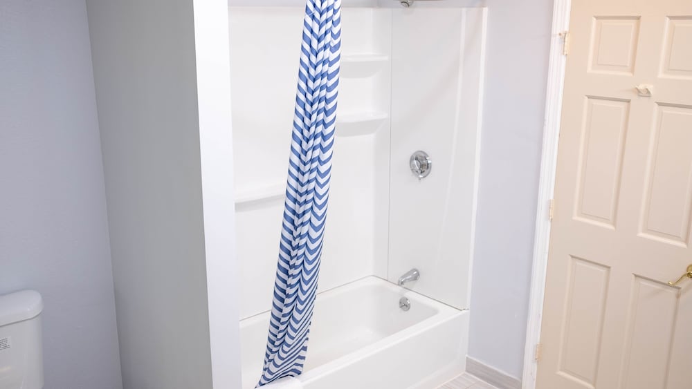 Фото Hyannis Plaza Hotel