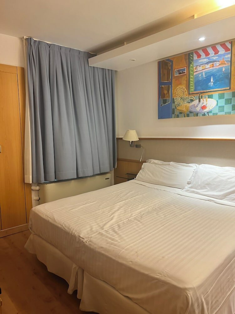 Фото Platjador Hotel