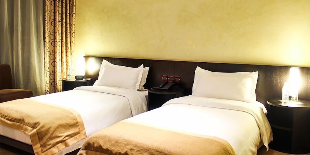 Фото Urgoo Boutique Hotel