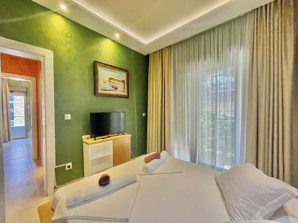 Фото Butua Residence