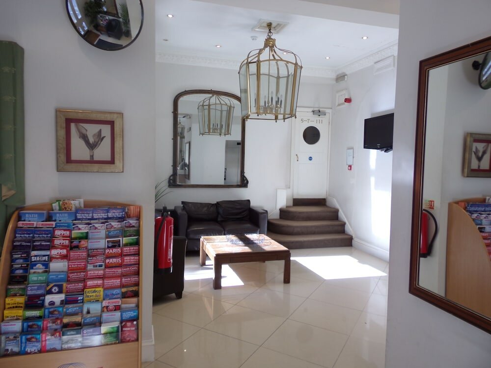 Фото Wedgewood Hotel