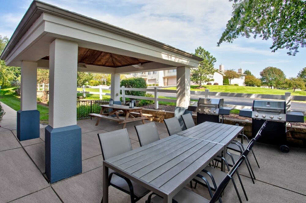 Фото Candlewood Suites Kenosha, an Ihg Hotel