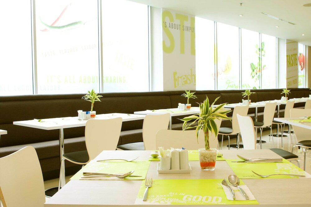 Фото Ibis Bangkok Sathorn