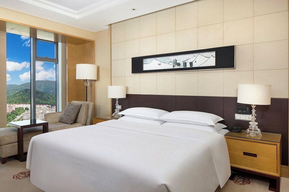 Фото Sheraton Wuxi Binhu Hotel