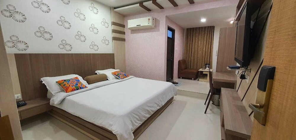 Фото Hotel Ambassador