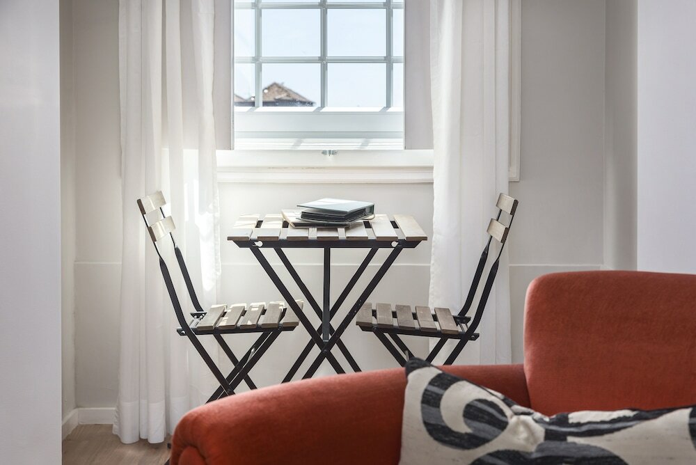 Фото B The Guest Downtown