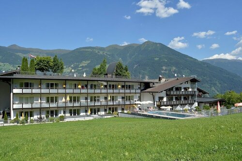 Гостиница Wohlfuehlhotel Schiestl в Фюгене