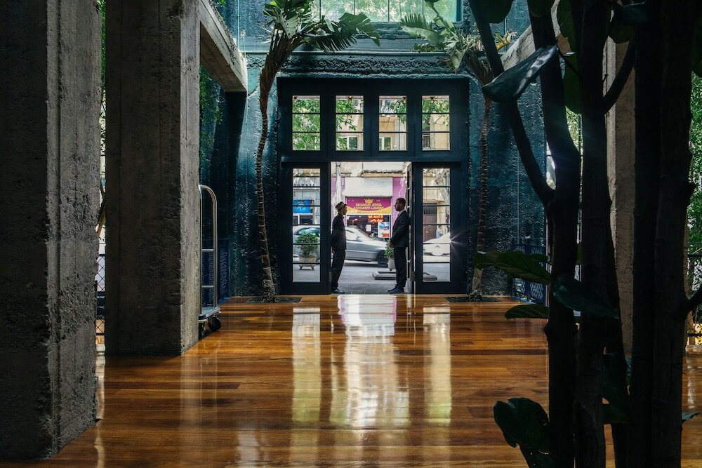 Фото Stamba Hotel