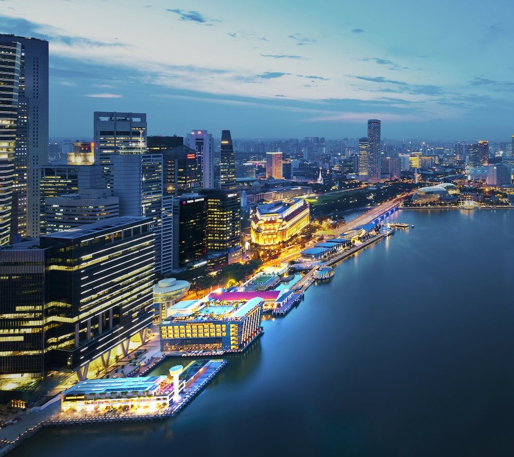 Фото Fullerton Bay