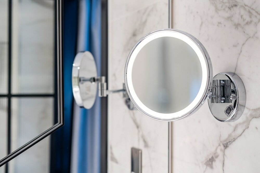 Фото The Dixon Autograph Collection