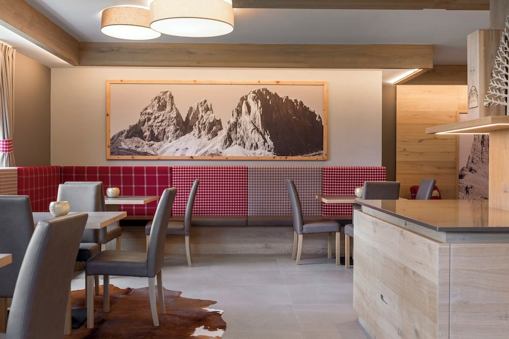 Фото X Alp Hotel