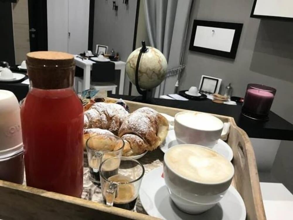 Фото Parthenope Rooms