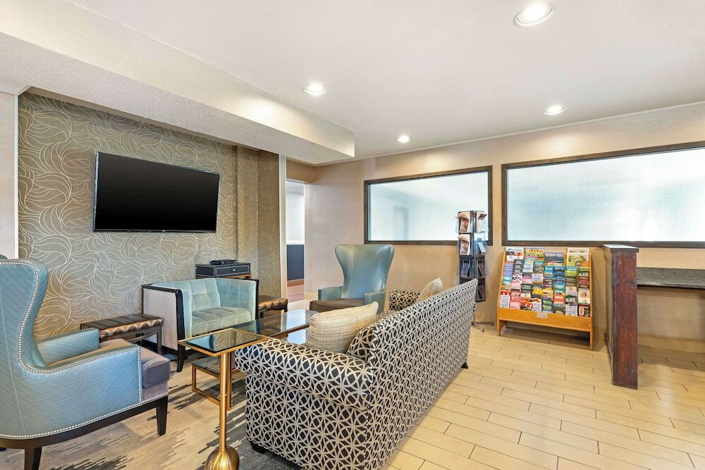 Фото Best Western Des Plaines Inn