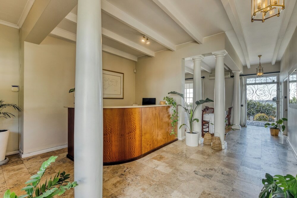 Фото Manor on the Bay