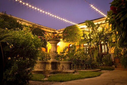 Внешний вид отеля Hotel Casa Antigua в Антигуа-Гватемале, фото 3