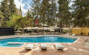 Гостиница Golden Tulip El Mechtel