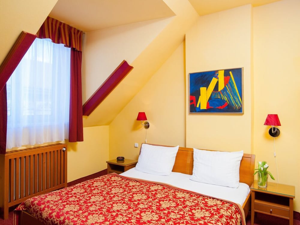 Фото отеля 3