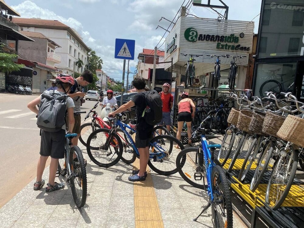 Фото Mekong Angkor Palace Hotel