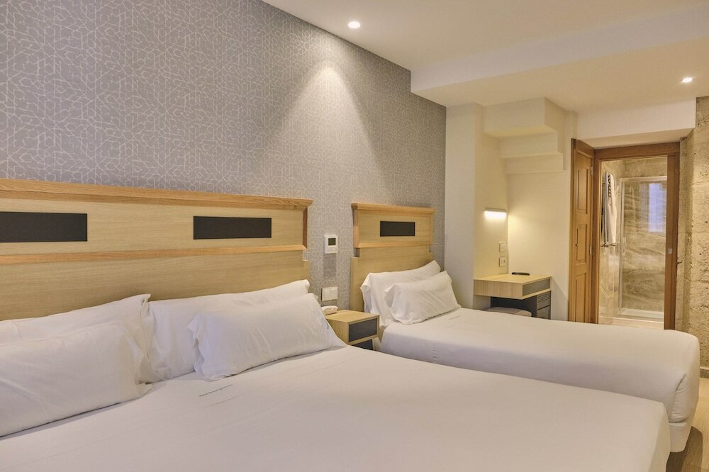 Фото Hotel Praza Quintana