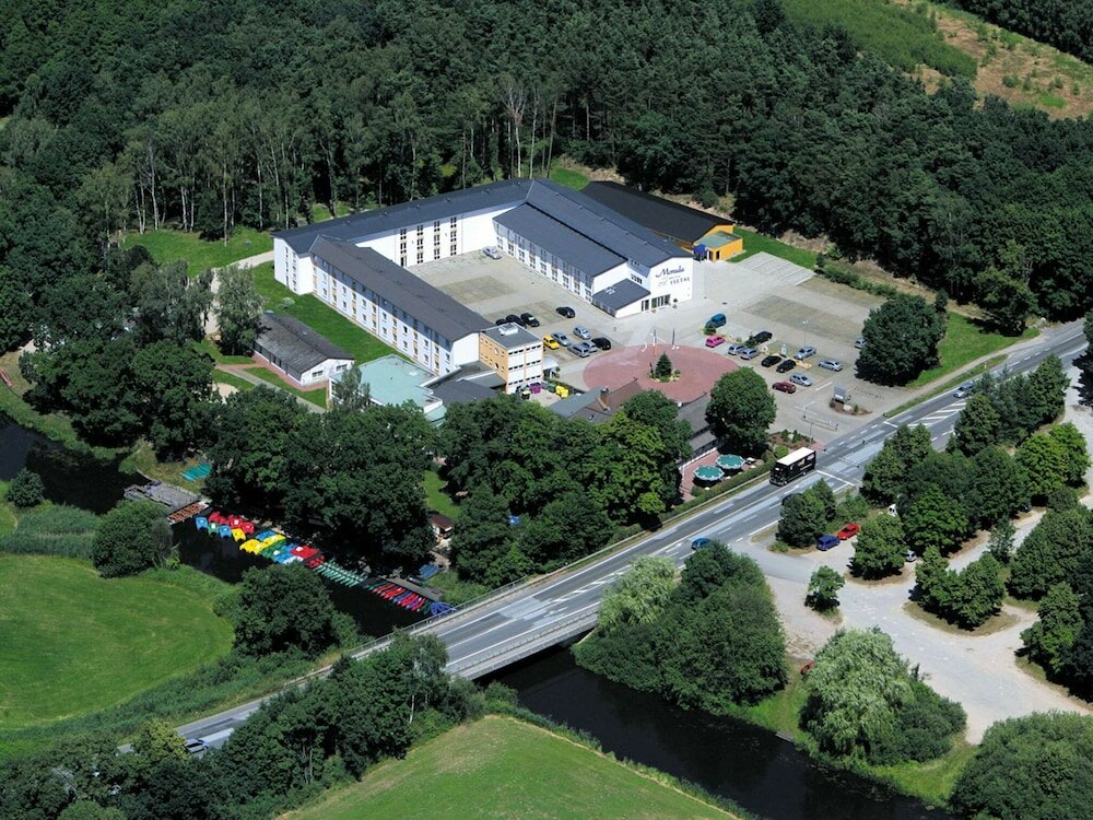 Фото 152103475060