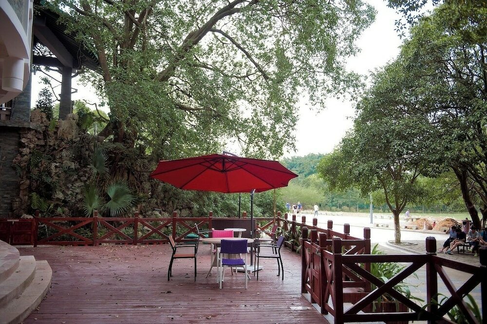 Фото Guilin Crystal Crescent Moon Hotel