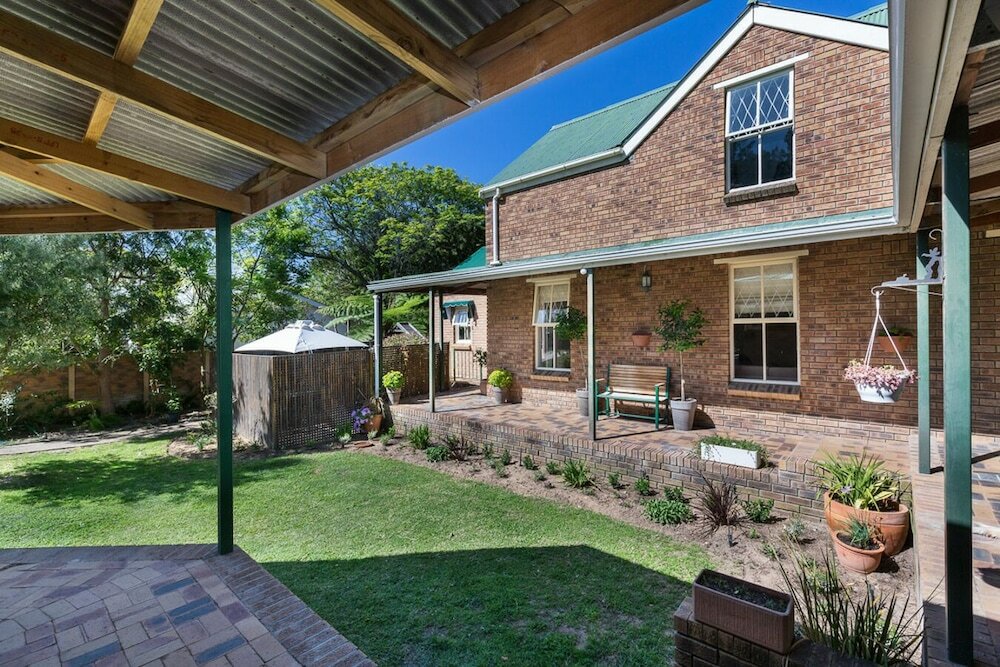 Фото Rustic Manor Bed And Breakfast