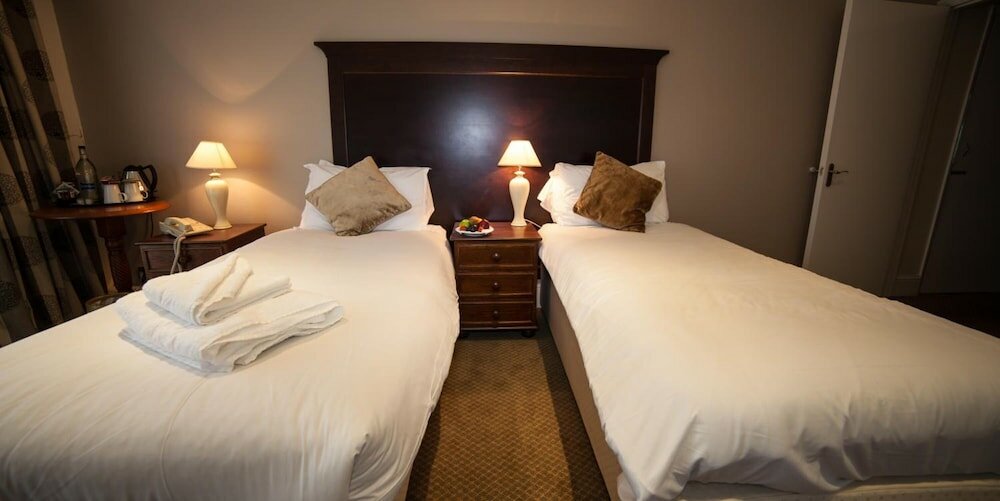 Фото Warren Lodge Hotel