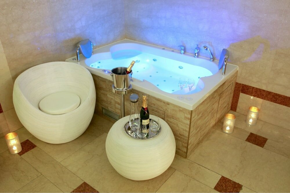 Фото Majestic Plaza Hotel Prague