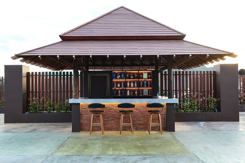 Фото Hisea Huahin Hotel