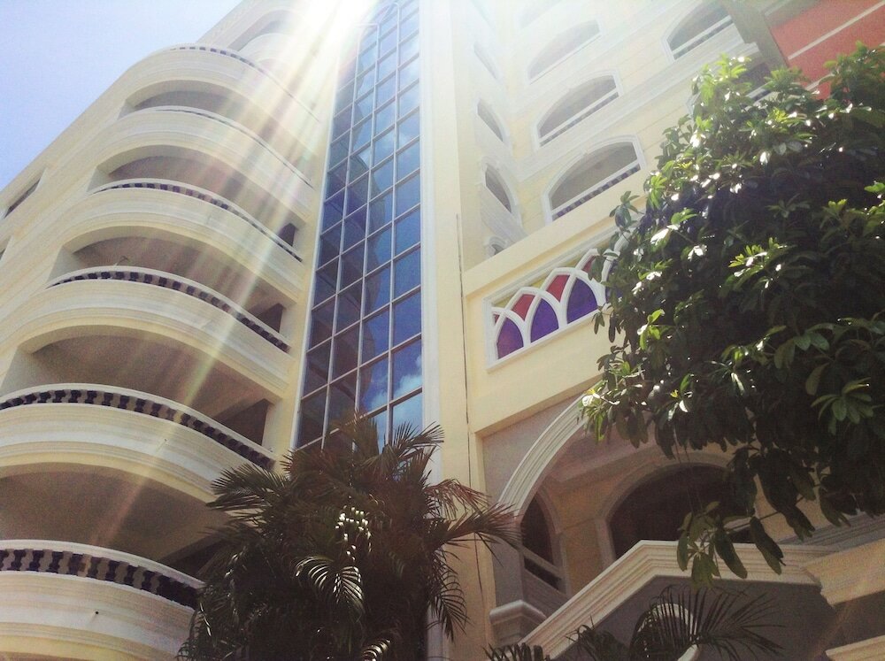 Фото Romance Hotel Sukhumvit 97