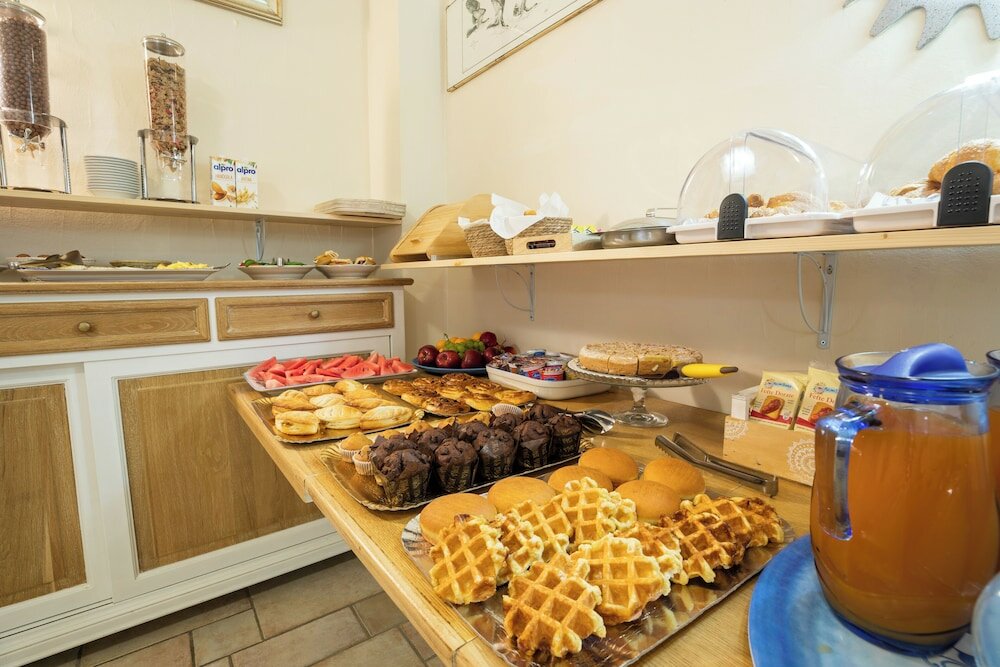 Фото Hotel Daniel