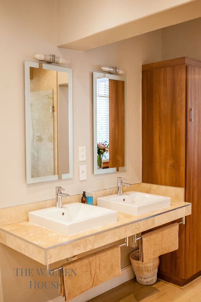 Фото The Walden House