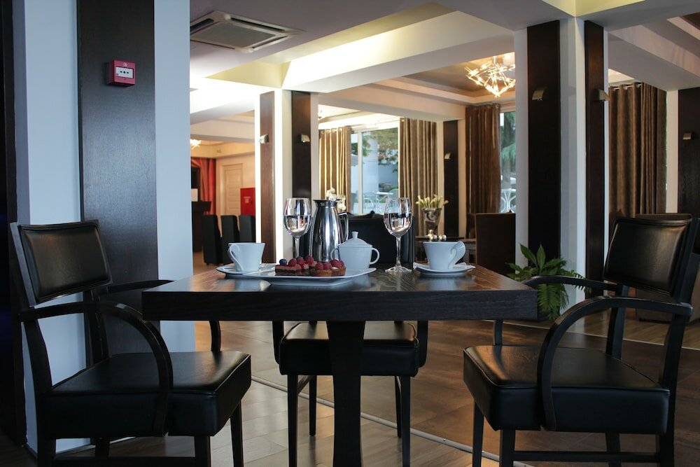 Фото Galaxy Art Hotel