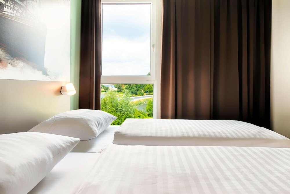 Фото B&b Hotel Wilhelmshaven