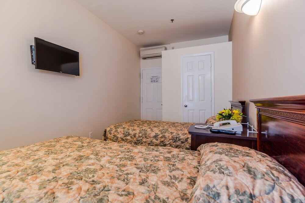 Фото Americana Inn