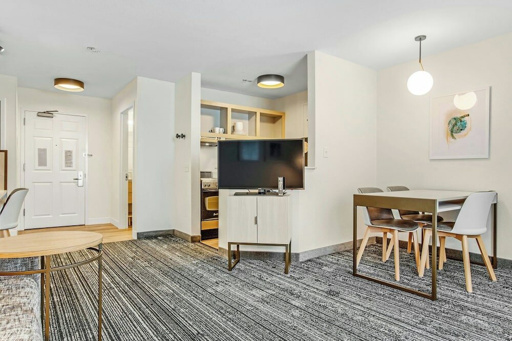 Фото TownePlace Suites by Marriott Mobile