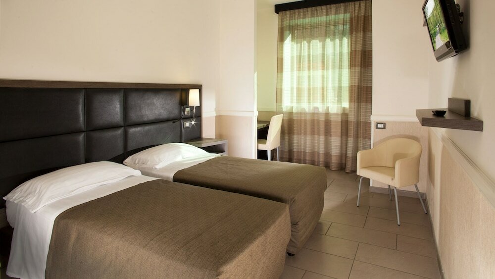 Фото Hotel Artis