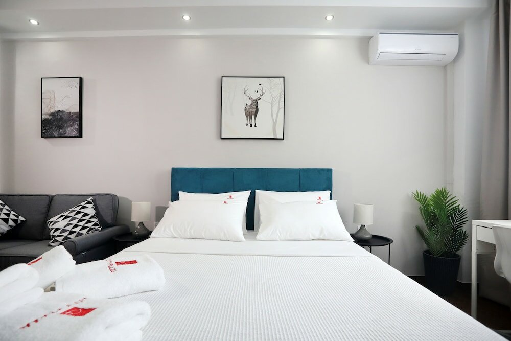 Фото City Plaza Apartments & Rooms