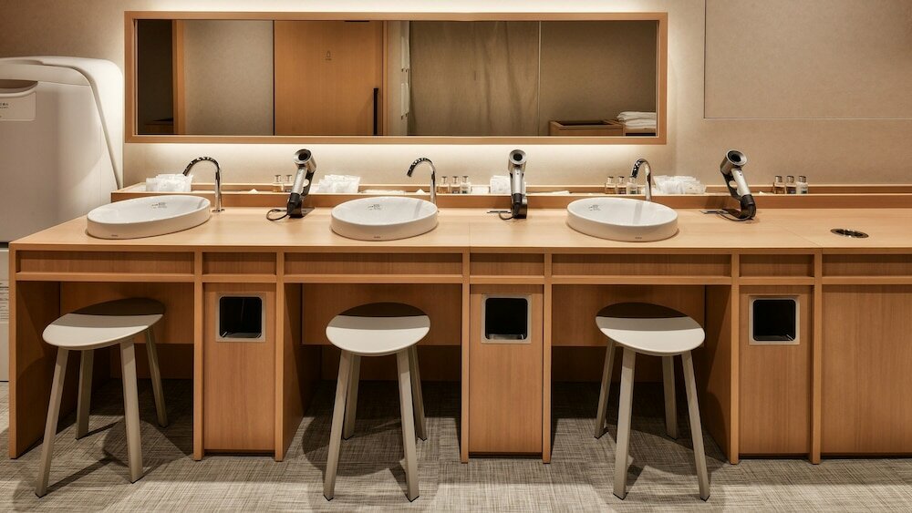 Фото Ref Matsuyama City Station by Vessel Hotels